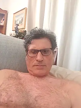 Snapshot of Enusitanio chatting on 07-30-26, 02:27 Enusitanio online show from 07-30-26, 02:27