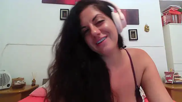 EmilySweetRed online show from 07-28-26, 07:39