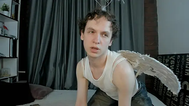 Arrogant Eli online show from 07-18-26, 11:19