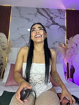 Roxana gomezz online show from 07-30-26, 05:17