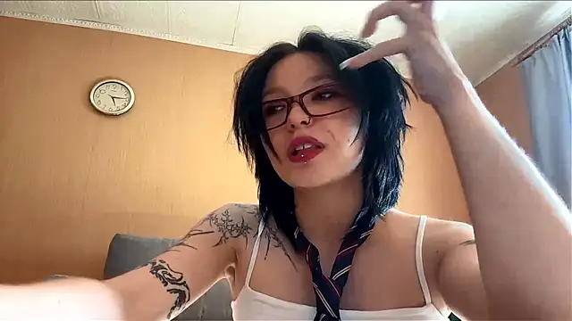 kriniavero online show from 07-17-26, 02:13