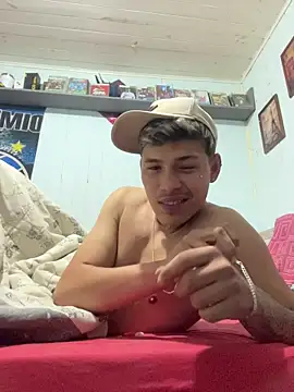 Snapshot of daniell15150 chatting on 07-15-26, 04:29 daniell15150 online show from 07-15-26, 04:29