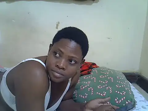 Snapshot of prettycandie chatting on 07-23-26, 07:12 prettycandie online show from 07-23-26, 07:12