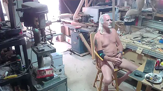 Snapshot of AncientCowboyStud chatting on 07-30-26, 06:18 AncientCowboyStud online show from 07-30-26, 06:18