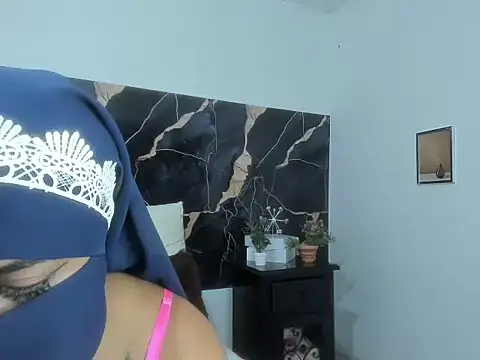 Snapshot of LucyWils chatting on 07-21-26, 12:40 LucyWils online show from 07-21-26, 12:40