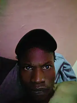 Snapshot of Embu_starling chatting on 07-28-26, 07:50 Embu starling online show from 07-28-26, 07:50