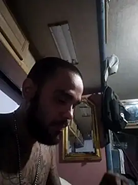Snapshot of chipblu chatting on 07-11-26, 03:53 chipblu online show from 07-11-26, 03:53