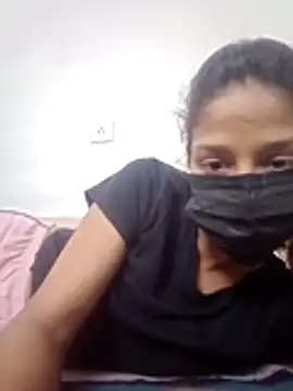 Snapshot of Lovely-Gupta chatting on 07-23-26, 05:00 Lovely-Gupta online show from 07-23-26, 05:00
