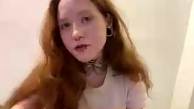Snapshot of ThomasinaBrasser chatting on 07-11-26, 11:57 ThomasinaBrasser online show from 07-11-26, 11:57