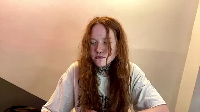 Snapshot of ThomasinaBrasser chatting on 07-17-26, 11:06 ThomasinaBrasser online show from 07-17-26, 11:06