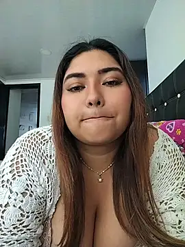 XamantaCurvy online show from 07-16-26, 08:26