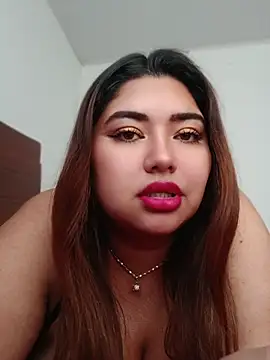 XamantaCurvy online show from 07-28-26, 02:05
