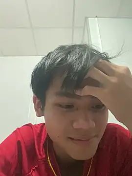Snapshot of Shin210 chatting on 07-19-26, 02:21 Shin210 online show from 07-19-26, 02:21