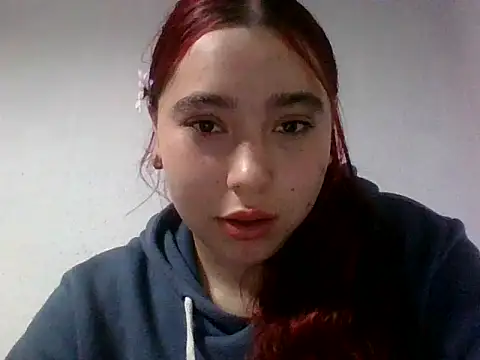 Snapshot of Ani_000 chatting on 07-13-26, 12:13 Ani 000 online show from 07-13-26, 12:13