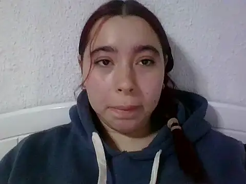 Snapshot of Ani_000 chatting on 07-18-26, 12:42 Ani 000 online show from 07-18-26, 12:42