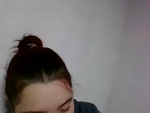 Snapshot of Ani_000 chatting on 07-23-26, 10:51 Ani 000 online show from 07-23-26, 10:51