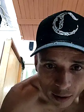 davidflz95 online show from 07-26-26, 06:54