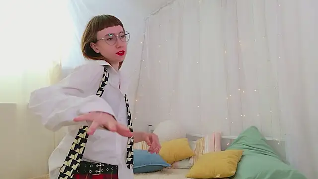 Naomi Evermore online show from 07-18-26, 08:51