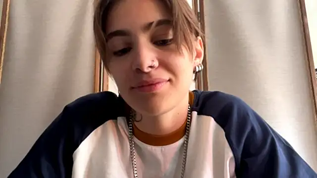 Snapshot of JolynNelles chatting on 07-10-26, 07:56 JolynNelles online show from 07-10-26, 07:56