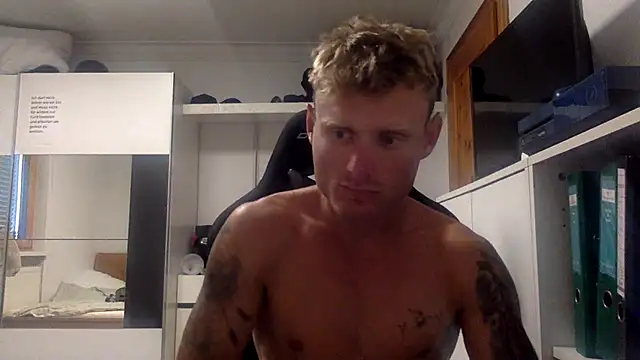 Nakedendurance1994 online show from 08-03-26, 09:26