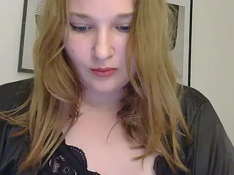 Snapshot of Alexa-dream chatting on 07-16-26, 10:49 Alexa-dream online show from 07-16-26, 10:49