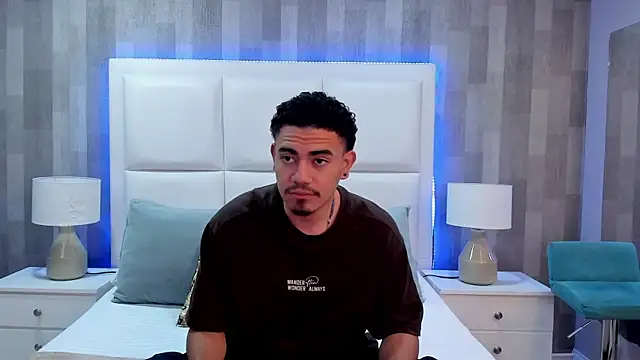 Snapshot of JadenJake chatting on 07-14-26, 07:30 JadenJake online show from 07-14-26, 07:30