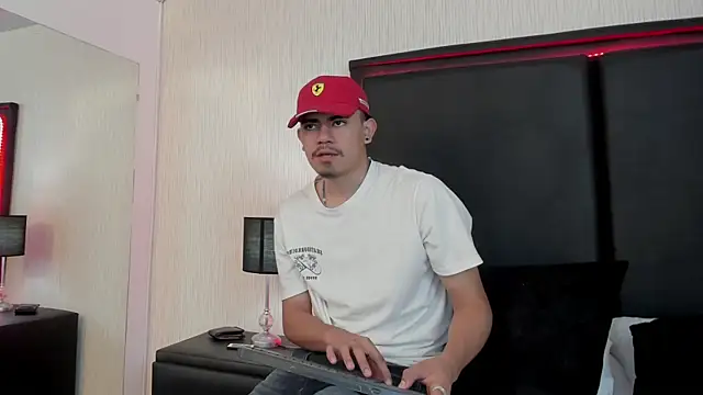 Snapshot of JadenJake chatting on 07-20-26, 07:16 JadenJake online show from 07-20-26, 07:16