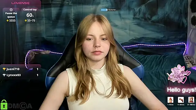 MissMolly08 online show from 07-28-26, 12:48