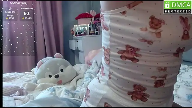 Snapshot of Angel1XXX chatting on 07-30-26, 10:25 Angel1XXX online show from 07-30-26, 10:25