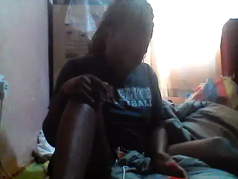 Snapshot of shix43 chatting on 07-14-26, 10:43 shix43 online show from 07-14-26, 10:43