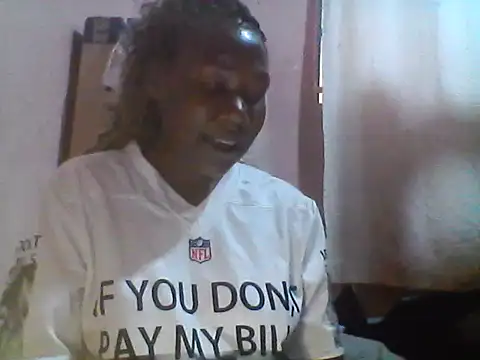 Snapshot of shix43 chatting on 07-20-26, 06:49 shix43 online show from 07-20-26, 06:49