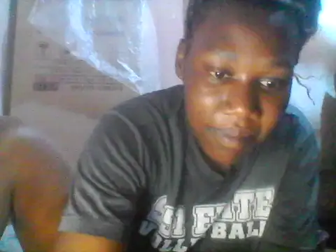 Snapshot of shix43 chatting on 07-31-26, 06:46 shix43 online show from 07-31-26, 06:46