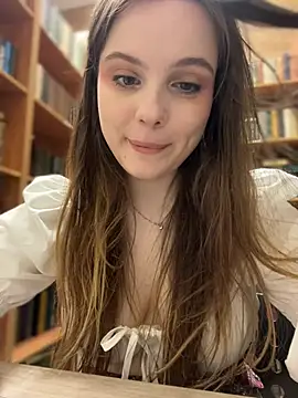 Lunabelle  online show from 07-16-26, 07:03