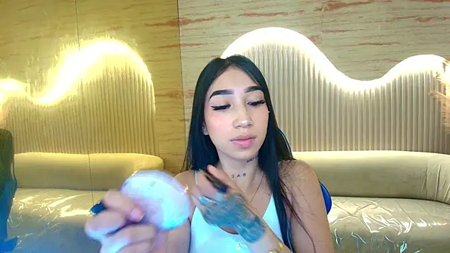 Chloe  r online show from 07-21-26, 12:51