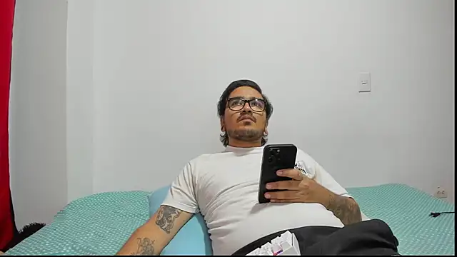 Axel hornyy online show from 07-21-26, 01:02