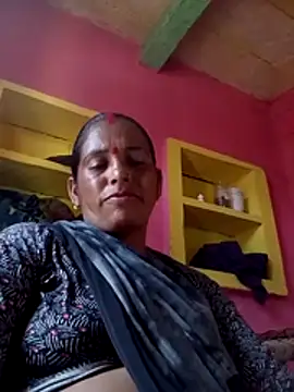 Snapshot of Rakhihot35 chatting on 07-22-26, 04:15 Rakhihot35 online show from 07-22-26, 04:15