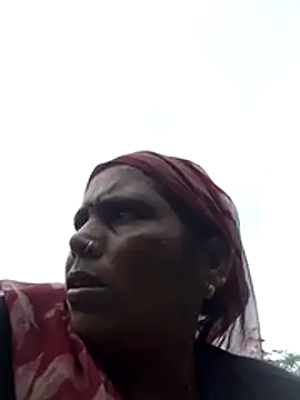 Snapshot of Rakhihot35 chatting on 07-23-26, 03:59 Rakhihot35 online show from 07-23-26, 03:59