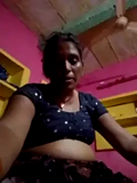 Snapshot of Rakhihot35 chatting on 07-28-26, 03:43 Rakhihot35 online show from 07-28-26, 03:43
