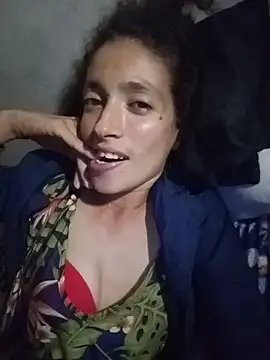arianahillt online show from 07-19-26, 04:49