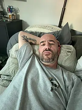 Snapshot of Vito2756 chatting on 07-15-26, 01:55 Vito2756 online show from 07-15-26, 01:55