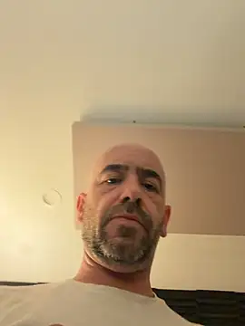 Snapshot of Vito2756 chatting on 07-21-26, 06:38 Vito2756 online show from 07-21-26, 06:38