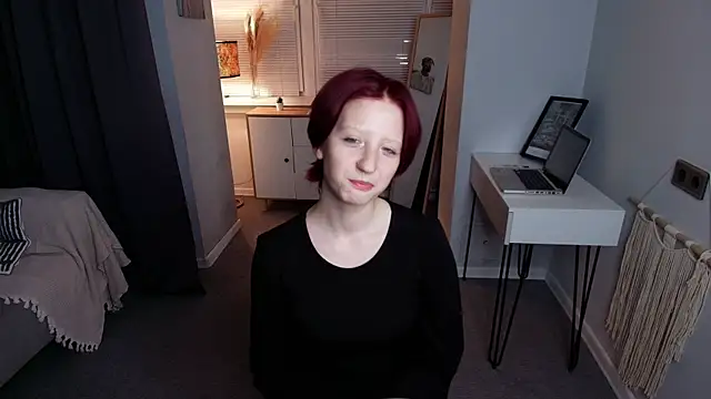 KelleCullison online show from 07-17-26, 08:24