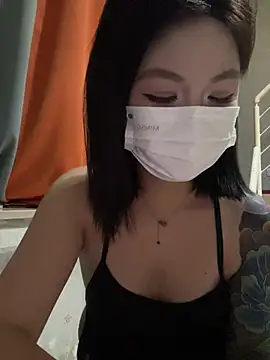 Snapshot of Xtryi02 chatting on 07-16-26, 03:51 Xtryi02 online show from 07-16-26, 03:51
