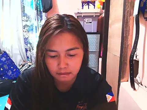 Snapshot of Husyblaze chatting on 07-12-26, 04:47 Husyblaze online show from 07-12-26, 04:47