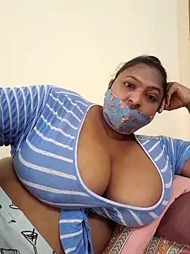 Dragongirl1313 online show from 07-30-26, 08:13