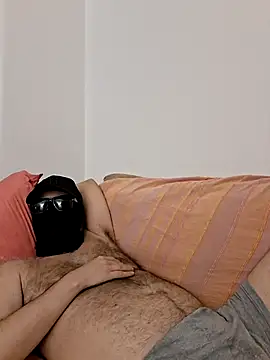 GreekDaddyBearFeet online show from 07-14-26, 12:35