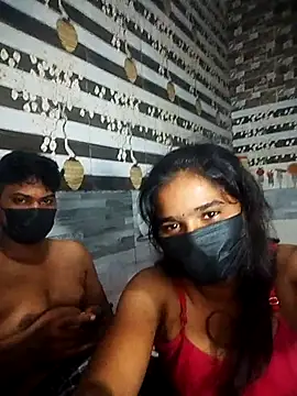 Snapshot of Tamil_555_Couples chatting on 07-16-26, 09:21 Tamil 555 Couples online show from 07-16-26, 09:21