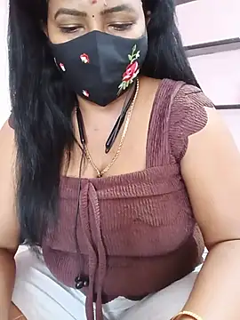 Snapshot of sweetkeerthi chatting on 07-22-26, 04:15 sweetkeerthi online show from 07-22-26, 04:15