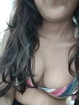 Snapshot of komal_sexy45 chatting on 07-31-26, 11:42 komal sexy45 online show from 07-31-26, 11:42