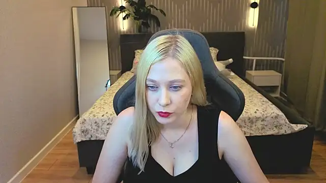 Snapshot of AmeliaxCandy chatting on 07-21-26, 11:56 AmeliaxCandy online show from 07-21-26, 11:56